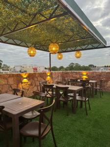 Royal Madero Inn Express