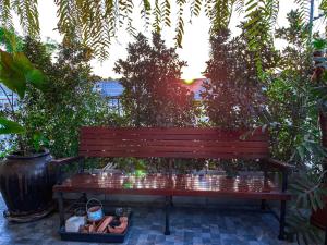 บ้านสุขใจ สามใบเถา