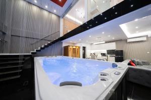 Luks Lofts Hotel & Residences