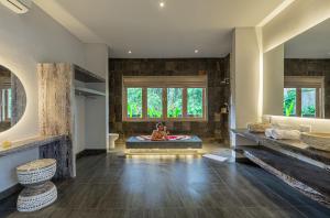 Brand new Luxury 3BR villa Ethnic Ubud # 1