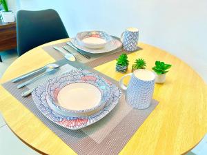 K 1-5Pax Trefoil Cozy Home Setia Alam TV Wifi SCCC