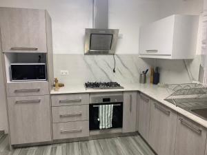 Villa santa avec piscine et jardin