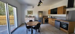 Jolie maison neuve entre mer et colline en Provence