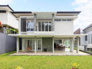 Kira House Bandung by Privee