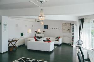 YOUness WELLness Clinic & Retreats