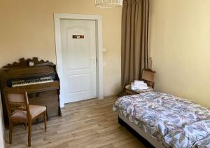 Authentic old studio house