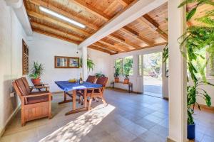 Cozy apartment ANALIA near beautiful beach 