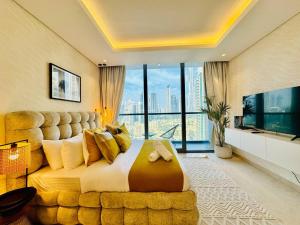 Chic Studio with Burj Views at Sterling by Omniyat