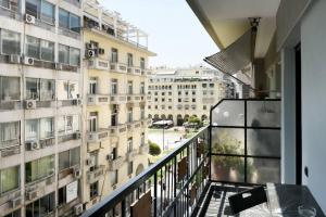 Luxury Apt A at Mitropoleos-Aristotelous square