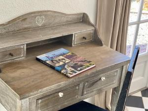 Villas Holiday Home Villa St Arnoux : photos des chambres