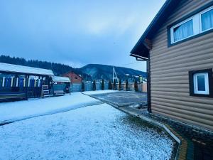 садиба Дерев*яна Хата