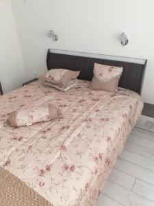 2-Bed - Sleeps 4 - with Parking