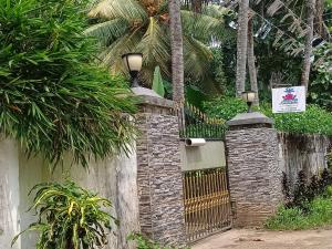 Anandam Woods - A Heritage single Room for couple-small family