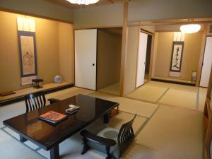 Kawakamiya Kasuitei