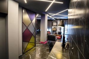 Luxury apt for Friends & Family, at Mitropoleos