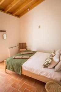 Costa Vicentina Villa with Garden Pool and View