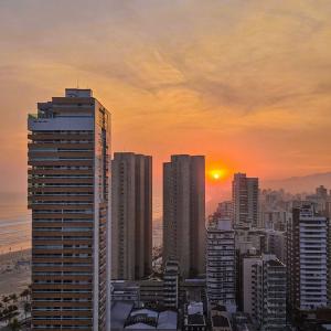 Unita Boqueirão- Apto vista mar com piscina a 70 metros da praia