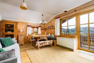 Ski-in & Ski-out out Chalet Maria with amazing mountain view