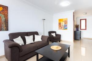 Home2Book Comfy Apartment With Ocean Views Radazul
