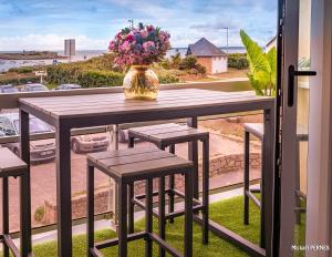 RÉF 170 - PLOEMEUR Fort-Bloqué studio avec balcon vue mer