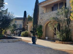 Le Mas des Aires - Chambres dHôtes - Blauzac -Uzès - Pont du Gard