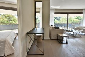 CANNES - 2-BR flat 15-min walk to the beaches
