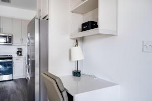 Bright Highlands 1br w pool wd gym ATX-199