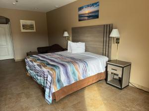 Los Fresnos Inn and Suites
