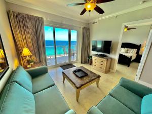Ocean Reef 2001