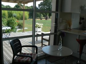 VANNES STUDIO RECENT AU CALME