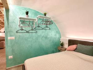 POMA DE CASA - Carrer de Pa i Algua