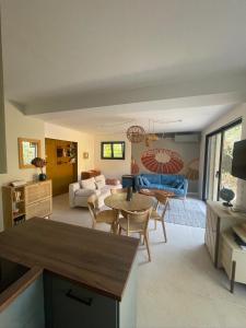 Charmant rez de jardin de villa