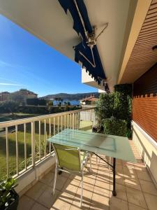 Appartements 3 Pieces confort climatise vue mer, 4 personnes a Saint-Jean Cap Ferrat a proximite de monaco et menton : photos des chambres