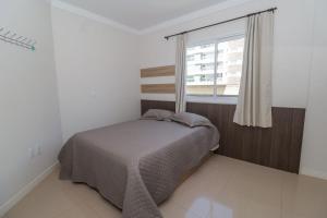 377 - Belissimo apartamento na praia de Bombas