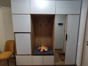 Evdo Apartments F4 Snow Studio