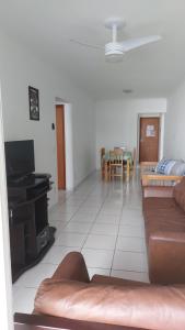 Max House PG -Novo, 82m2, Guilhermina, Churrasqueira e prox a feirinha