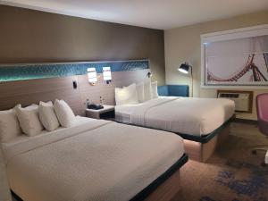 Queen Room with Two Queen Beds - Non-Smoking room in Best Western Plus Altoona Inn