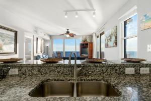 Shores Of Panama #2101