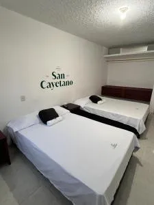 Hotel San Cayetano - Llanitos