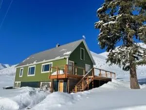 Triumph Ranch Farm House - Bellevue