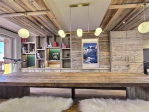 Chalet dexception rénové, sauna et prestations luxe - FR-1-455-237