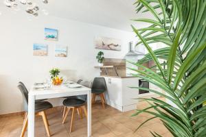 B&B / Chambres d'hotes Intercontinental Superbe appartement avec piscine : photos des chambres