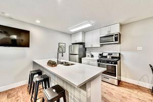NEW - Near Deep Ellum + Downtown Dallas Flat