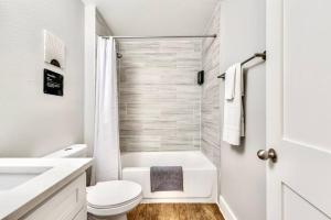 Global Cup Near Deep Ellum Downtown Dallas Flat