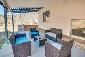 Expansive Mountain Gem Game Room, 3 Mi to Acton