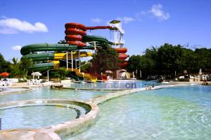 Spazzio diRoma com acesso ao Acqua Park