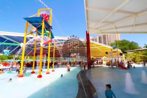 Spazzio diRoma com acesso ao Acqua Park