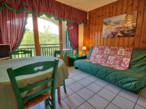 Appartements Appartement calme 4 pers, balcon sud, parking couvert - FR-1-505-16 : photos des chambres
