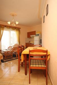 Apartments by the sea Kraj, Pasman - 3460
