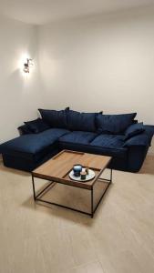 Modern 2BDRM in 5* Resort & pool